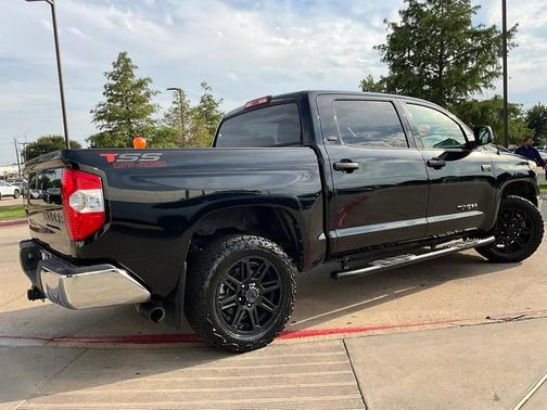 2018 Toyota Tundra SR5
