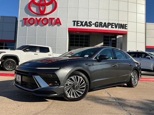 2024 Hyundai SONATA Hybrid SE