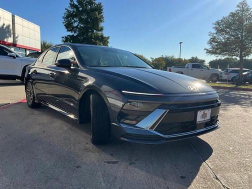 2024 Hyundai SONATA Hybrid SE