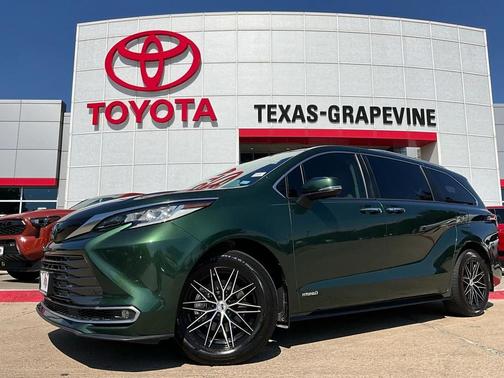 2021 Toyota Sienna Limited 7-Passenger