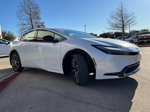 2026 Toyota Prius XLE