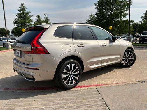Beige Tan 2025 Volvo XC60 B5 Plus