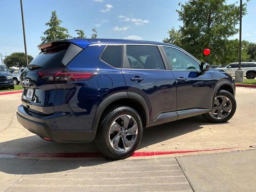 Deep Ocean Blue Pearl 2026 Nissan Rogue SV