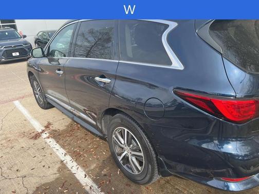 2017 INFINITI QX60 Base