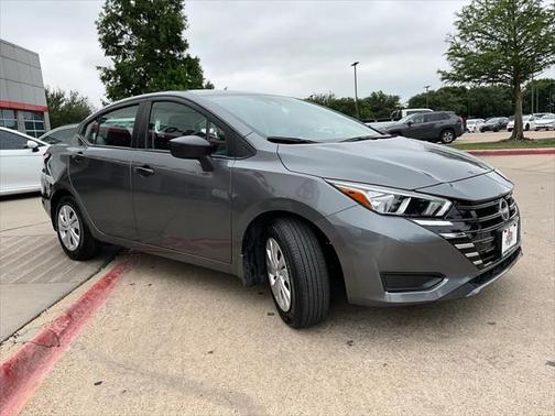 2024 Nissan Versa 1.6 S