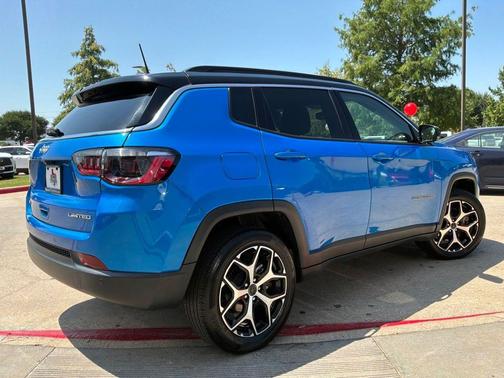 Hydro Blue Pearlcoat 2025 Jeep Compass Limited