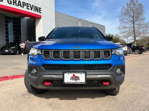 2025 Jeep Compass Trailhawk