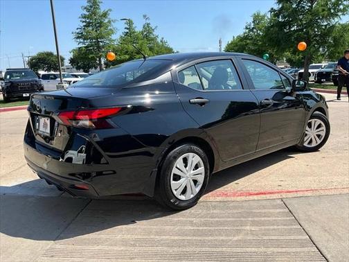 2024 Nissan Versa 1.6 S