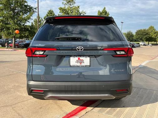 2026 Toyota Grand Highlander Platinum