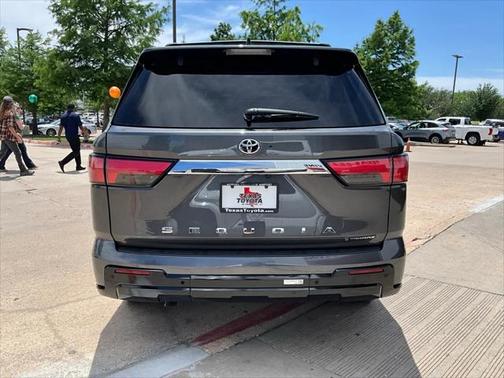 2025 Toyota Sequoia Base