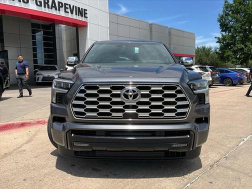 2025 Toyota Sequoia Base