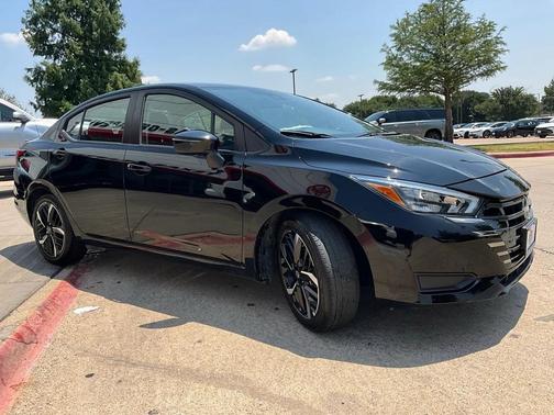 2024 Nissan Versa 1.6 S