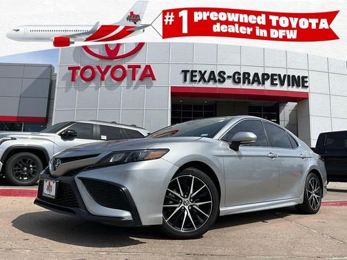 2023 Toyota Camry SE