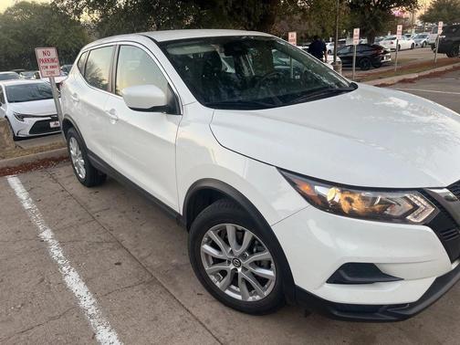 2022 Nissan Rogue Sport S