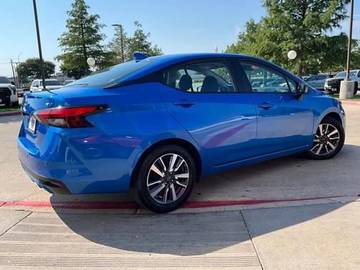 2023 Nissan Versa 1.6 SV