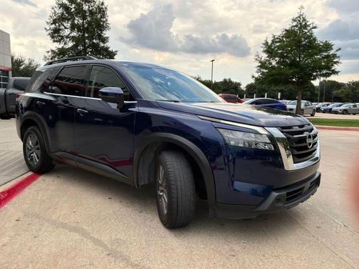 Deep Ocean Blue Pearl 2025 Nissan Pathfinder SV FWD