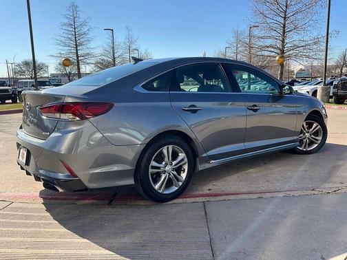 2018 Hyundai SONATA Sport