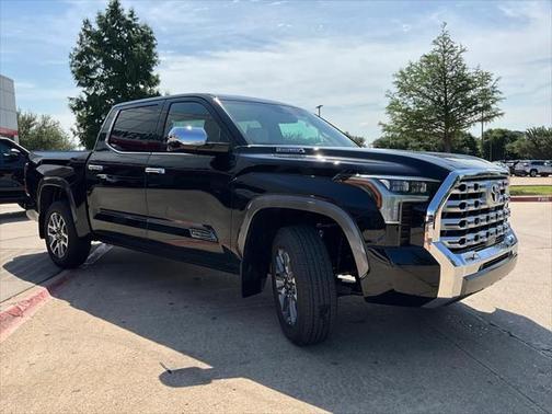 2025 Toyota Tundra Hybrid 1794 Edition