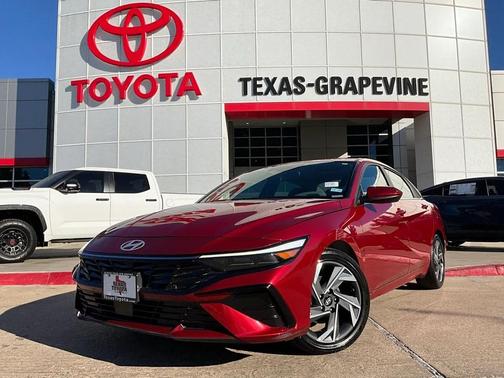 2025 Hyundai ELANTRA SEL