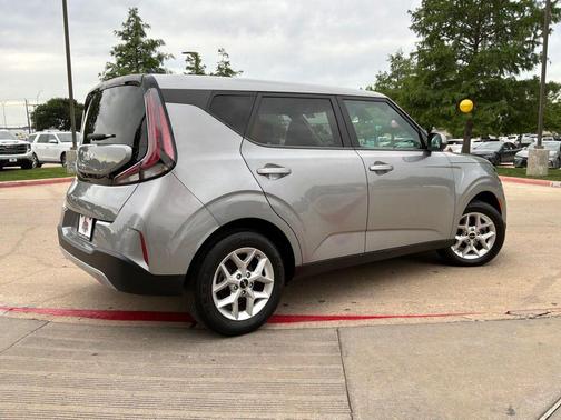 Steel Gray 2025 Kia Soul LX
