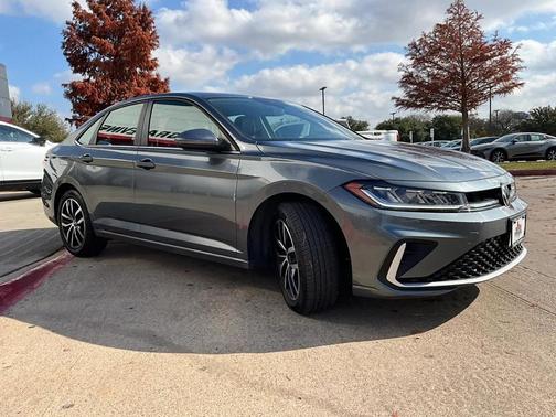 2025 Volkswagen Jetta 1.5T SE