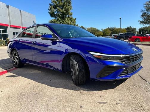 2025 Hyundai ELANTRA HEV Limited