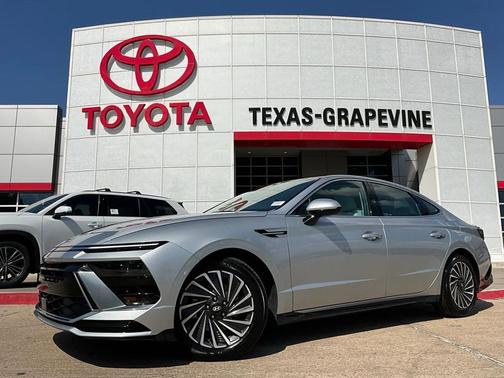 2024 Hyundai SONATA Hybrid SE