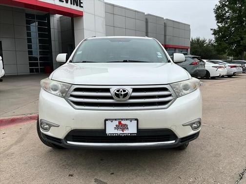 2013 Toyota Highlander SE