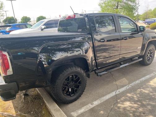 Onyx Black 2015 GMC Canyon SLE
