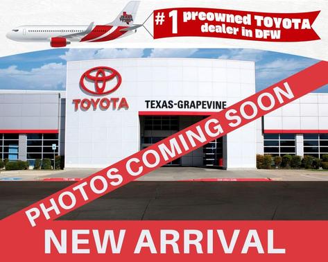 White 2025 Toyota Corolla SE