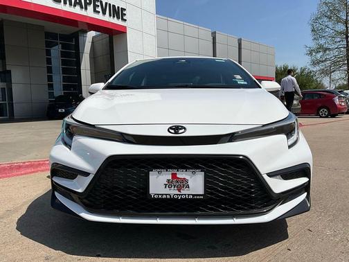 White 2025 Toyota Corolla SE