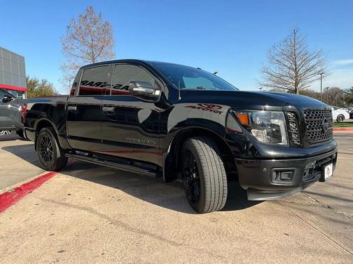 2019 Nissan Titan SV