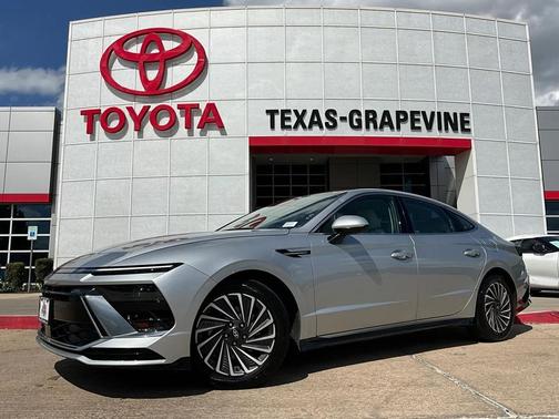 2024 Hyundai SONATA Hybrid SE