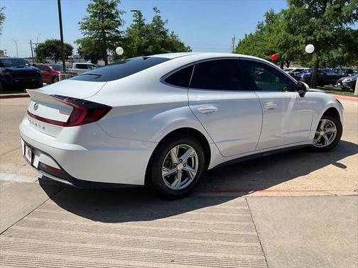 2021 Hyundai SONATA SE