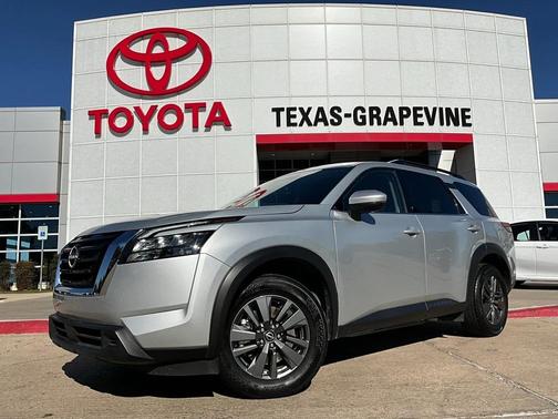 2025 Nissan Pathfinder SV FWD