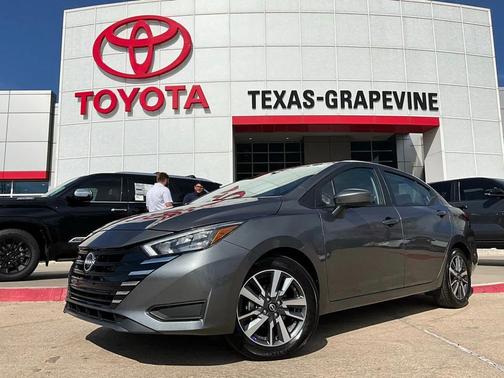 2025 Nissan Versa 1.6 SV