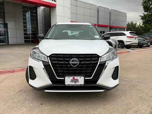 2024 Nissan Kicks S