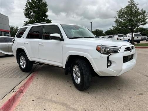2024 Toyota 4Runner SR5