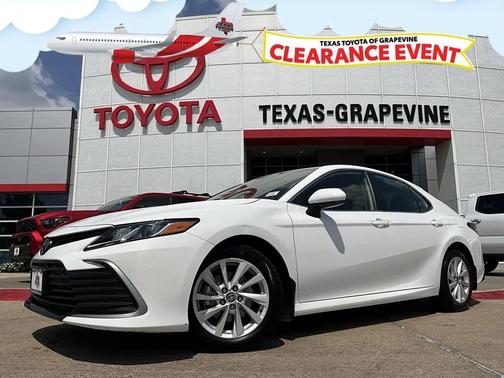 2024 Toyota Camry LE