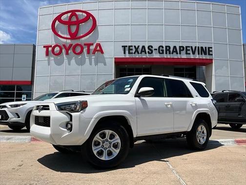 2024 Toyota 4Runner SR5
