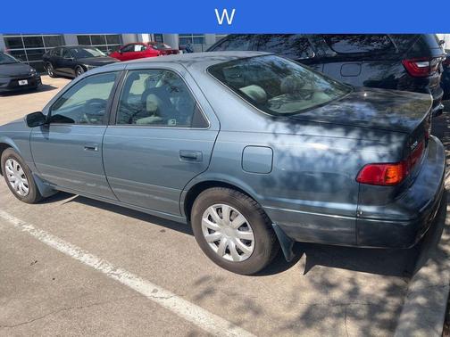 2001 Toyota Camry LE