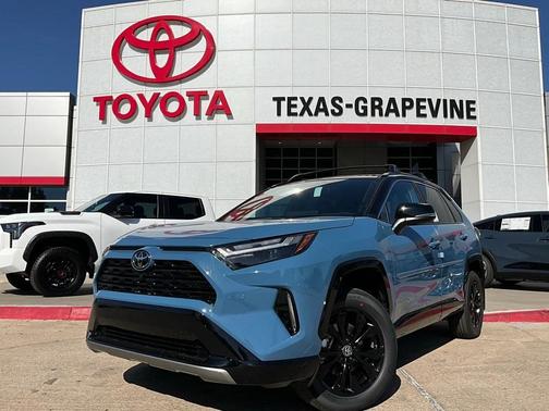 2025 Toyota RAV4 Hybrid SE