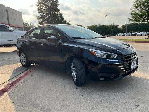 2024 Nissan Versa 1.6 S