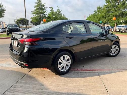 2024 Nissan Versa 1.6 S