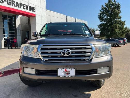 2011 Toyota Land Cruiser Base