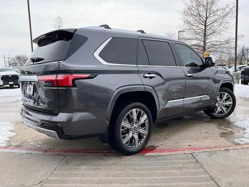 2024 Toyota Sequoia Capstone