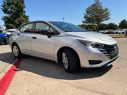 2024 Nissan Versa 1.6 S