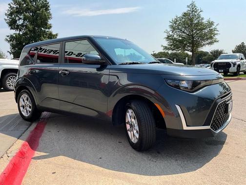 2024 Kia Soul LX