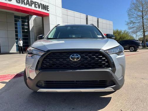 2025 Toyota Corolla Cross LE