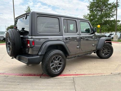 Granite Crystal Metallic Clearcoat 2025 Jeep Wrangler Sport S